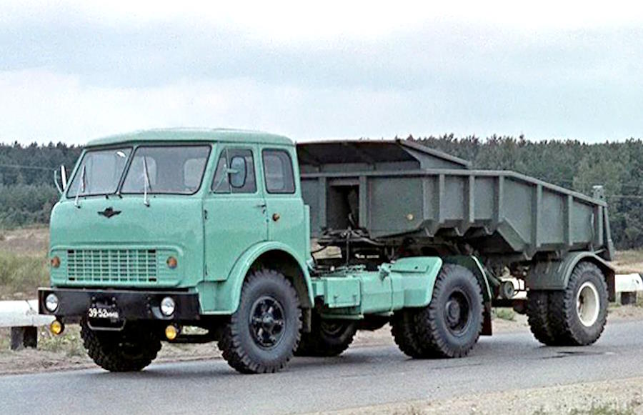 Грузовик МАЗ-5430