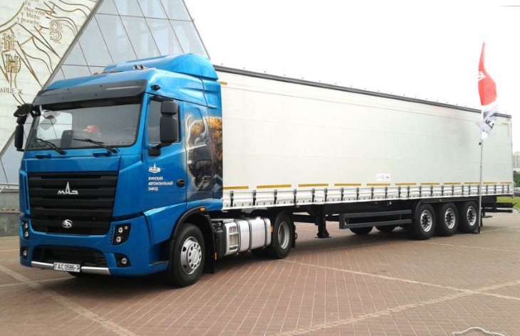 Магистральный тягач МАЗ-5440М9