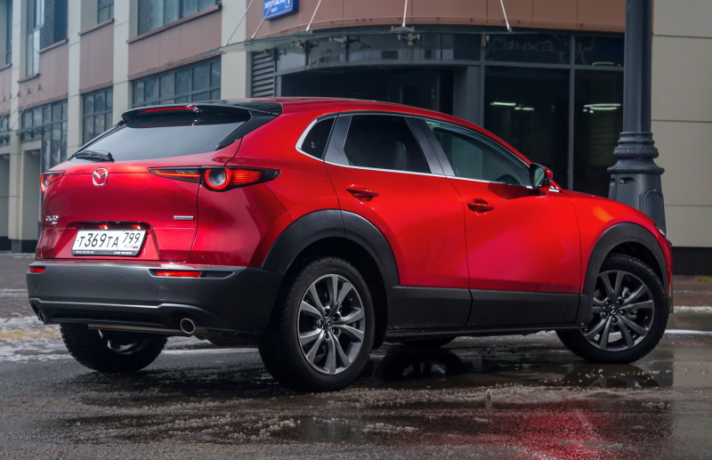 ��������� Mazda CX-30