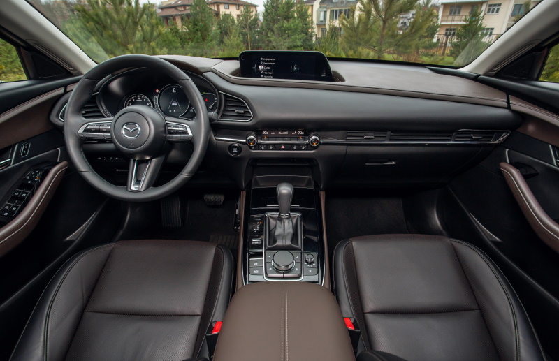 �������� ���������� Mazda CX-30