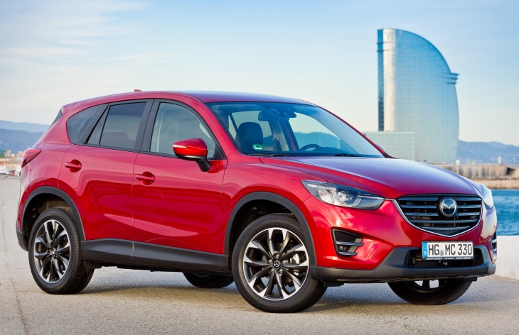 Кроссовер Mazda CX-5 первого поколения после рестайлинга, 2015–2017