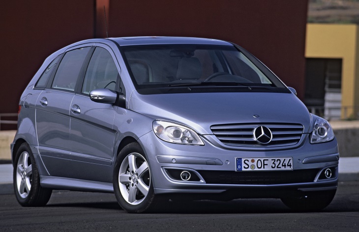 Компактвэн Mercedes-Benz B-класса первого поколения (W245), 2005–2011