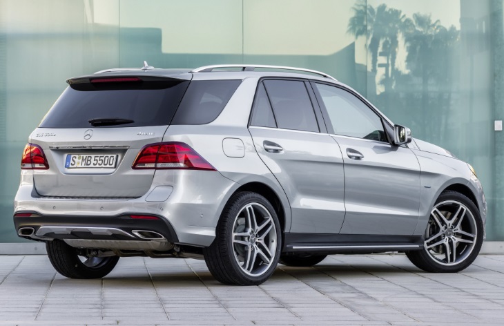Кроссовер Mercedes-Benz GLE