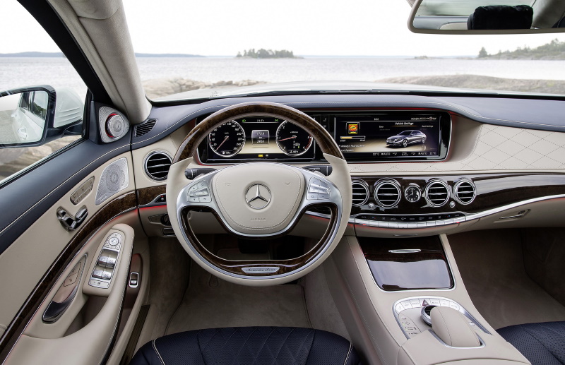 Салон седана Mercedes-Benz S-класса (W222)