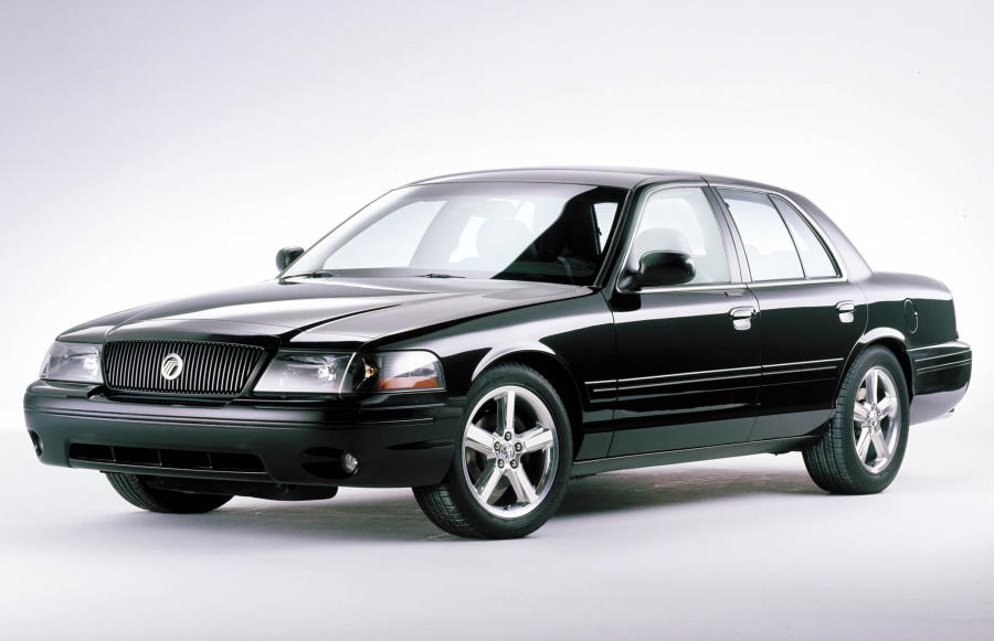 Седан Mercury Marauder третьего поколения