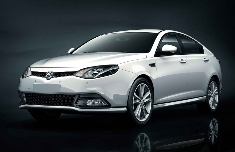 Седан MG 6 первого поколения