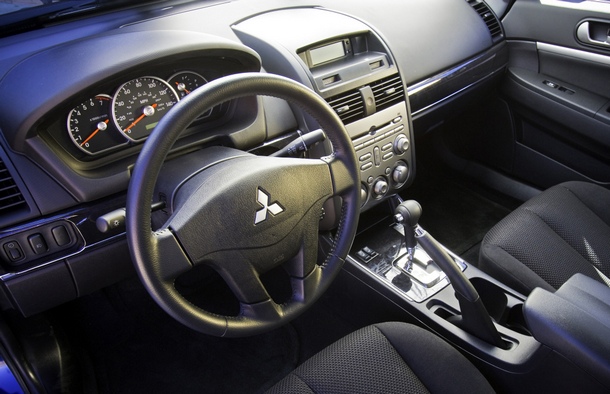 Mitsubishi Galant, ��������
