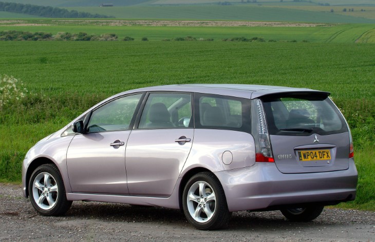 Минивэн Mitsubishi Grandis, 2003-2011