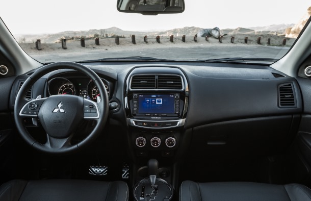 �������� ���������� Mitsubishi Outlander Sport