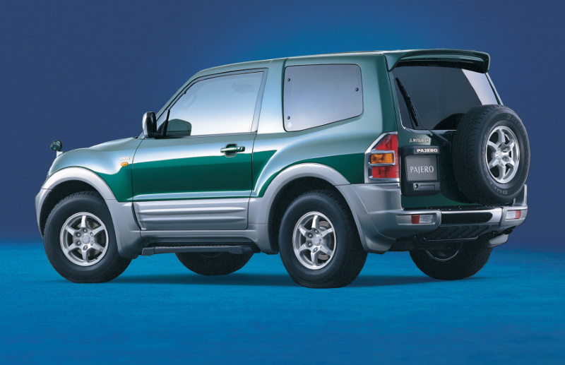 Внедорожник Mitsubishi Pajero третьего поколения