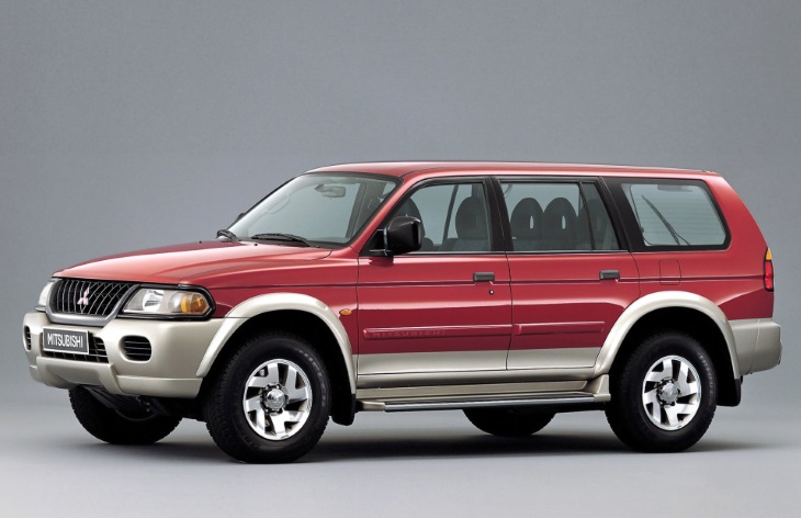 ����������� Mitsubishi Pajero Sport ������� ���������