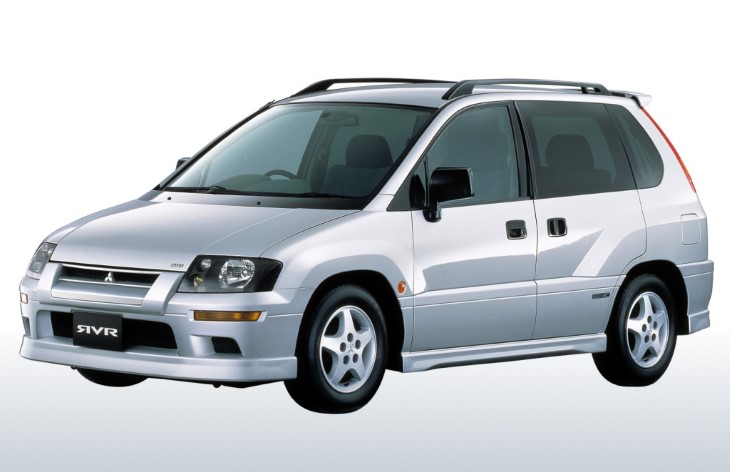 Компактвэн Mitsubishi RVR второго поколения, 1997-2002