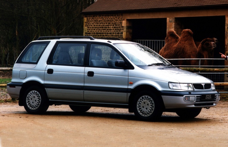 Минивэн Mitsubishi Space Runner второго поколения, 1991–1997