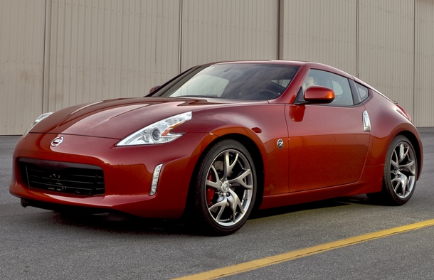 ���� Nissan 370Z