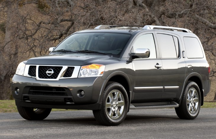 Внедорожник Nissan Armada первого поколения