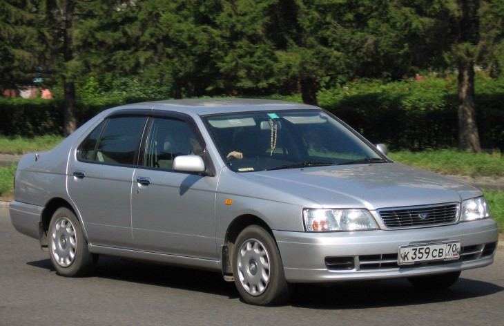 Седан Nissan Bluebird (U14), 1996-2001