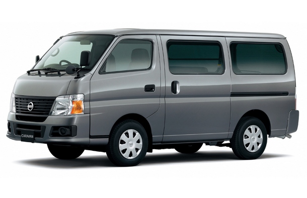 ������������ Nissan Caravan, 2005