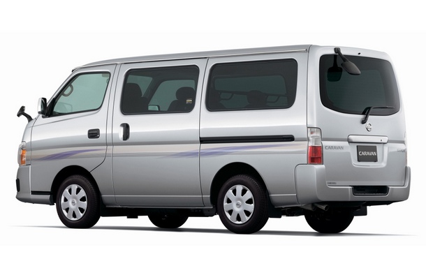 ������������ Nissan Caravan, 2005