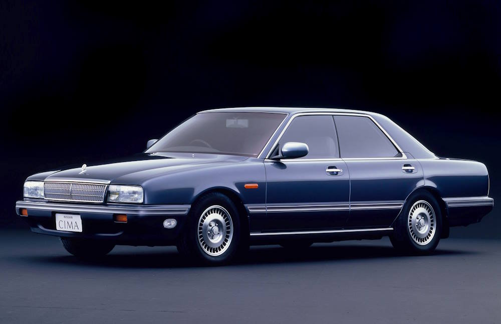 Седан Nissan Cedric Cima первого поколения