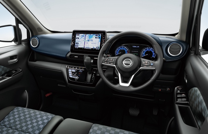 �������� �������� Nissan Dayz