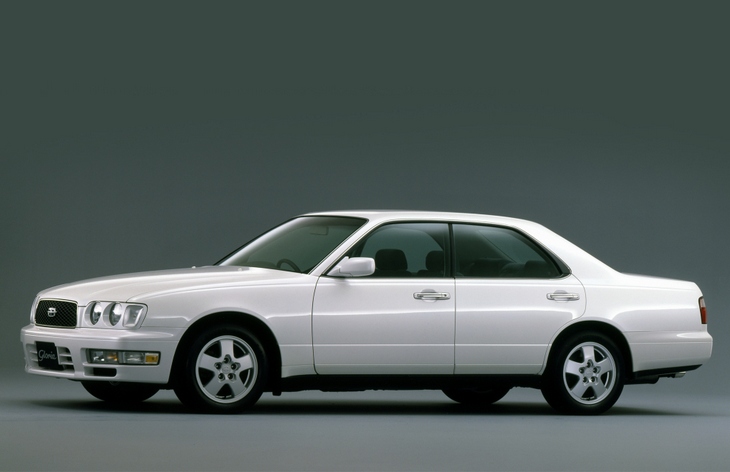 Хардтоп Nissan Gloria восьмого поколения, 1995–1999
