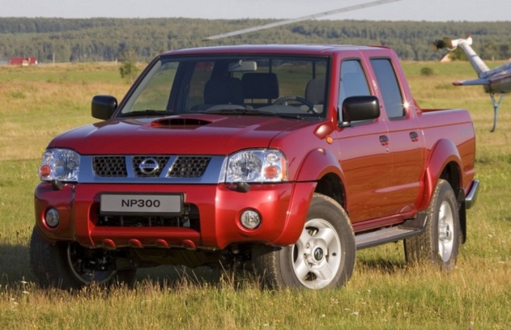 ����� Nissan NP 300