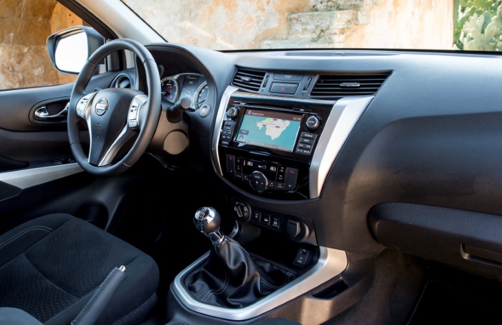 �������� ������ Nissan NP300 Navara