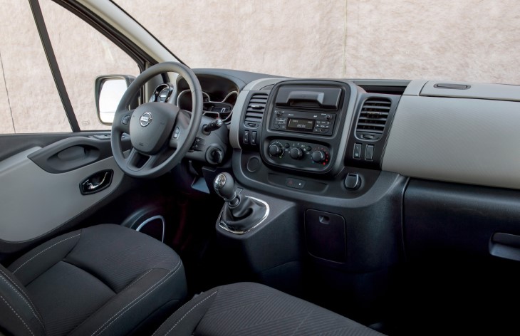 �������� ���������� Nissan NV300