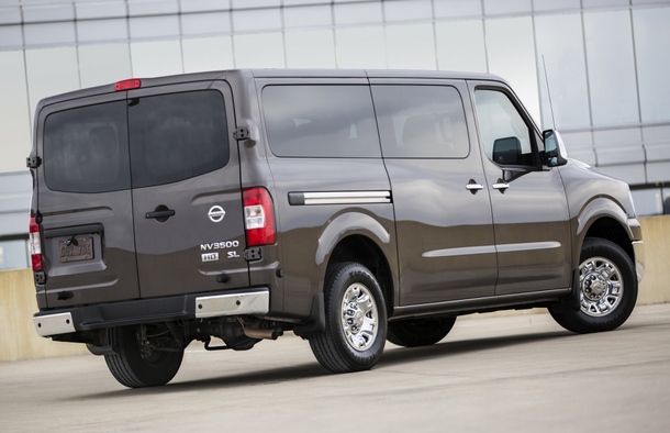 ������������ Nissan NV3500