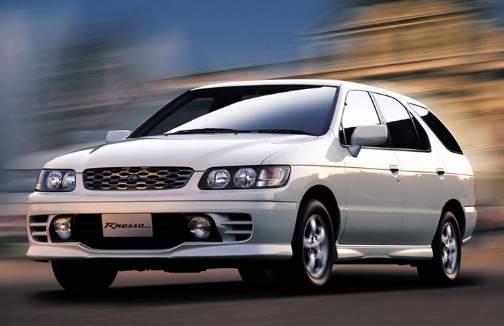 ������� Nissan Rnessa, 1997�2001