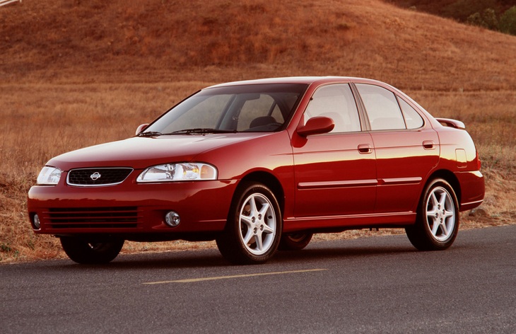 Седан Nissan Sentra, 1999–2006