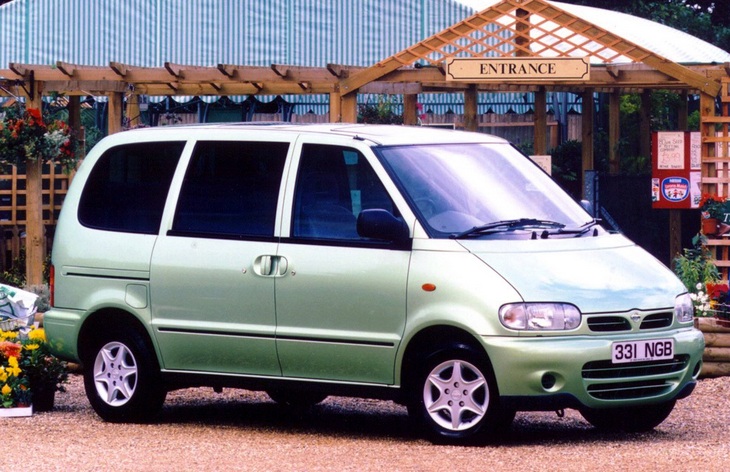 Минивэн Nissan Serena первого поколения (1991-1999)