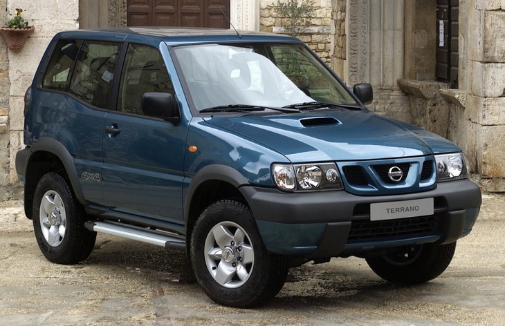 Внедорожник Nissan Terrano II после рестайлинга, 1999–2006