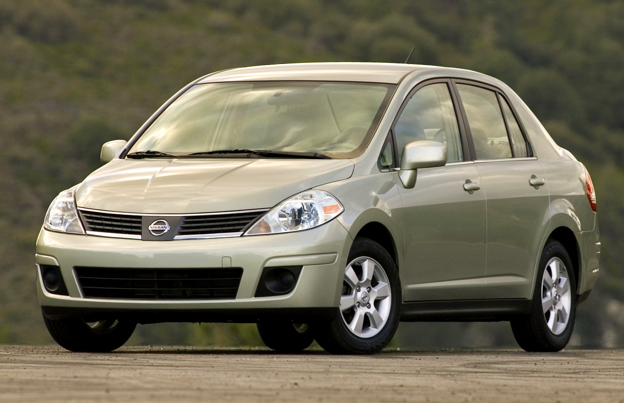 ����� Nissan Versa ������� ���������
