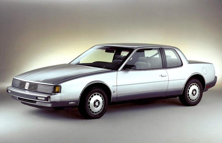 ���� Oldsmobile Toronado ��������� ���������