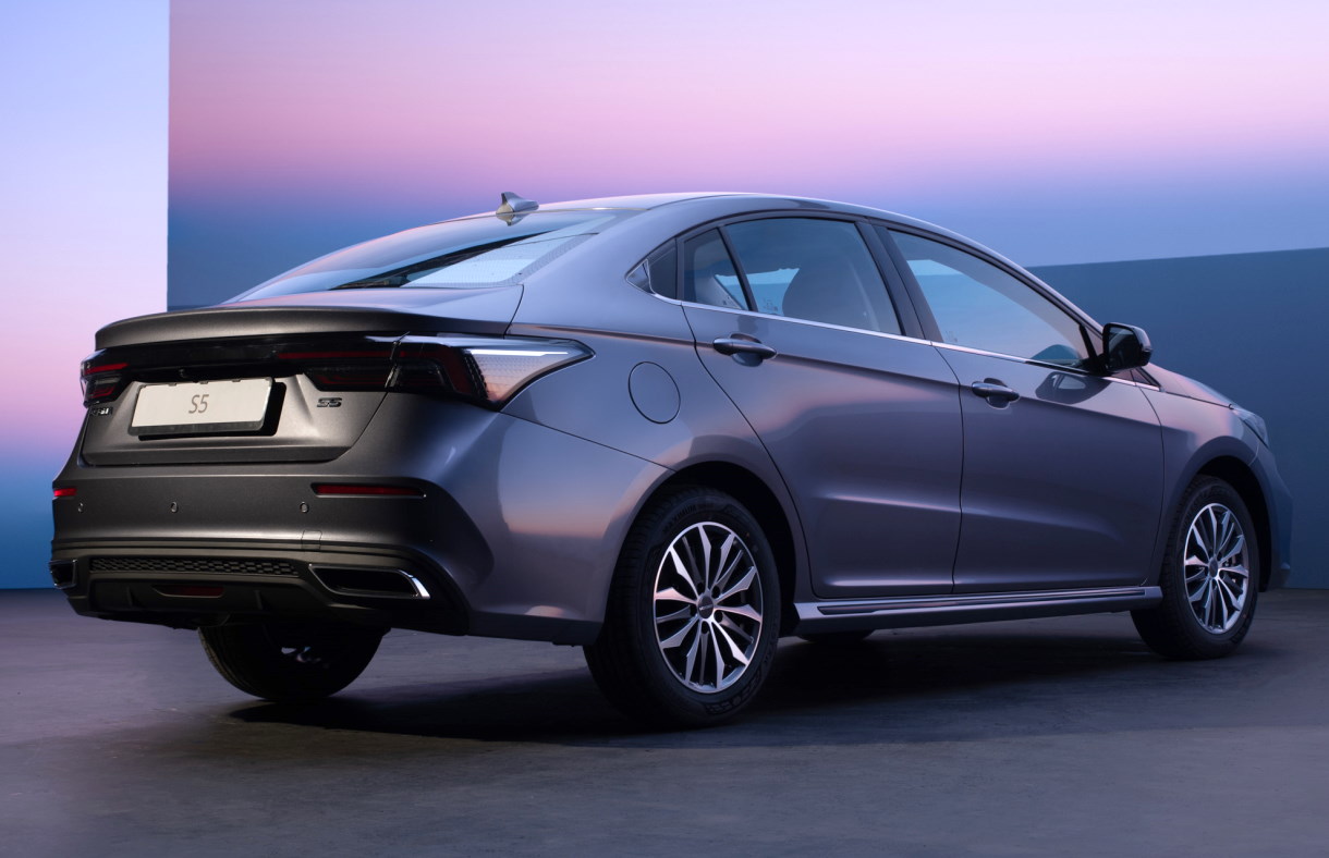 Omoda S5