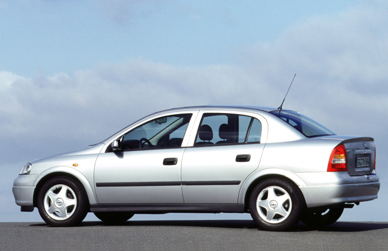 ����� Opel Astra ������� ���������