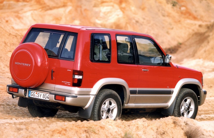 Трехдверный внедорожник Opel Monterey RS, 1992–1998