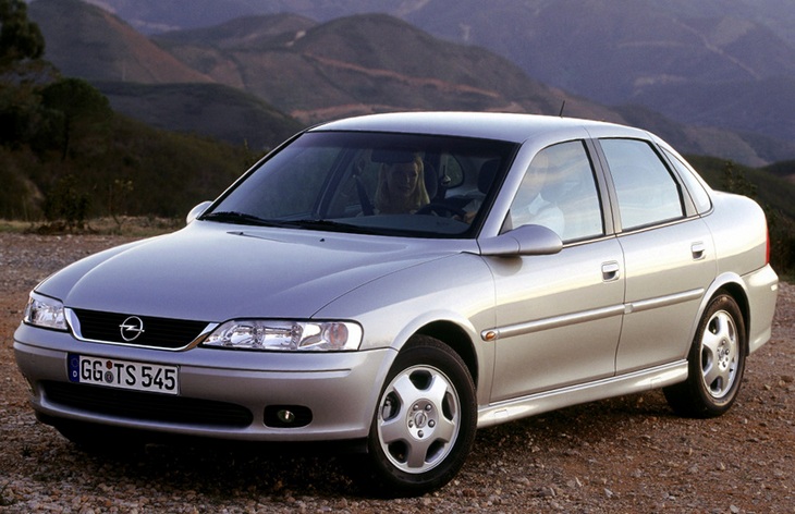 Седан Opel Vectra второго поколения, 1995–2002