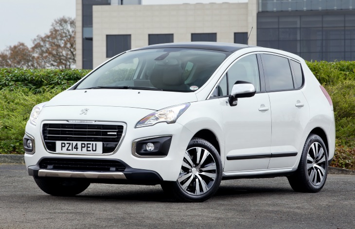 Компактвэн Peugeot 3008 первого поколения после рестайлинга