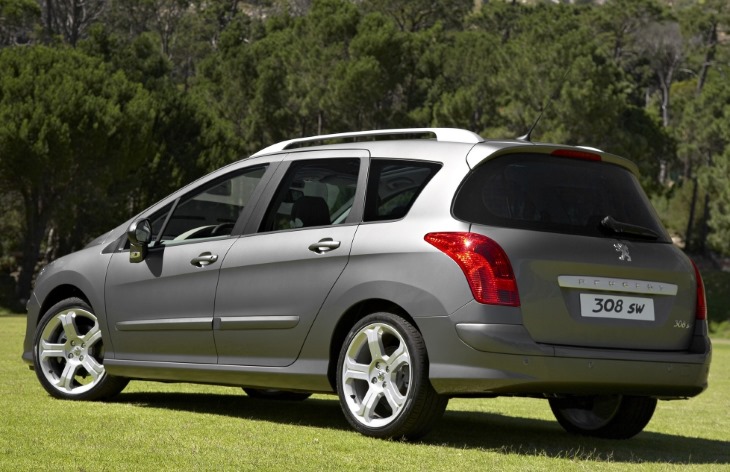 Универсал Peugeot 308 SW первого поколения, 2008–2011