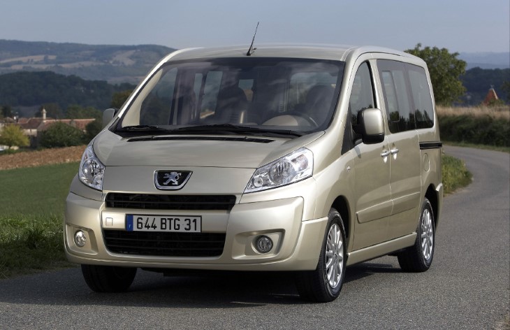 Фургон Peugeot Expert