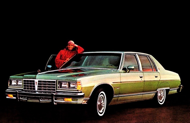 Седан Pontiac Bonneville шестого поколения, 1977