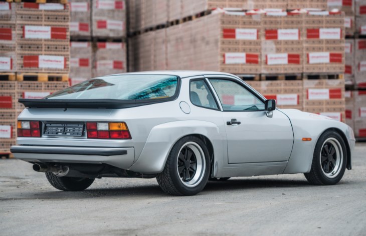 Купе Porsche 924 Carrera GT, 1981
