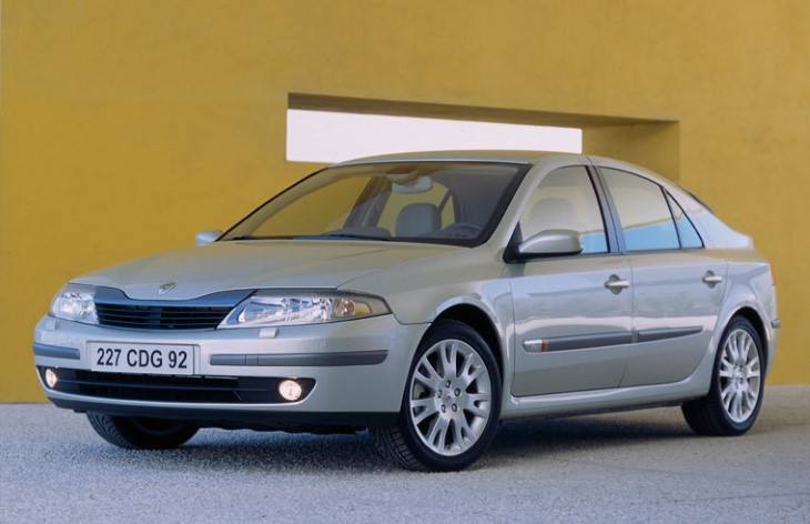 ������� Renault Laguna ������� ���������, 2001�2005