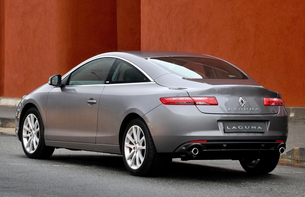 ���� Renault Laguna Coupe