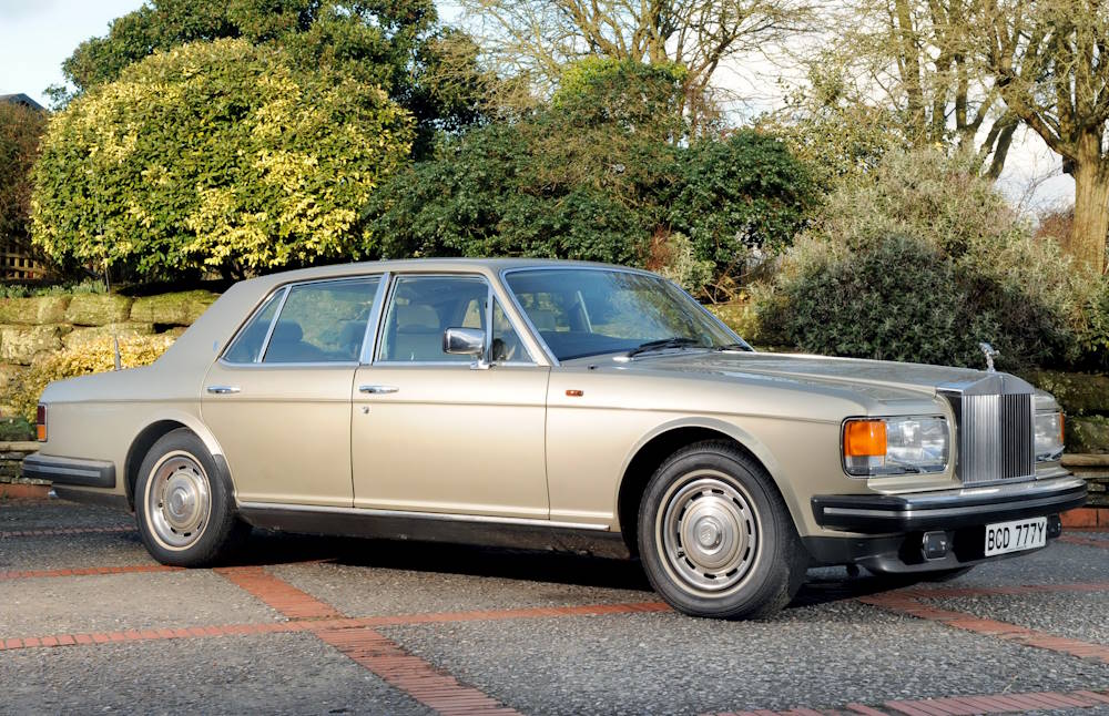 ����� Rolls-Royce Silver Spirit