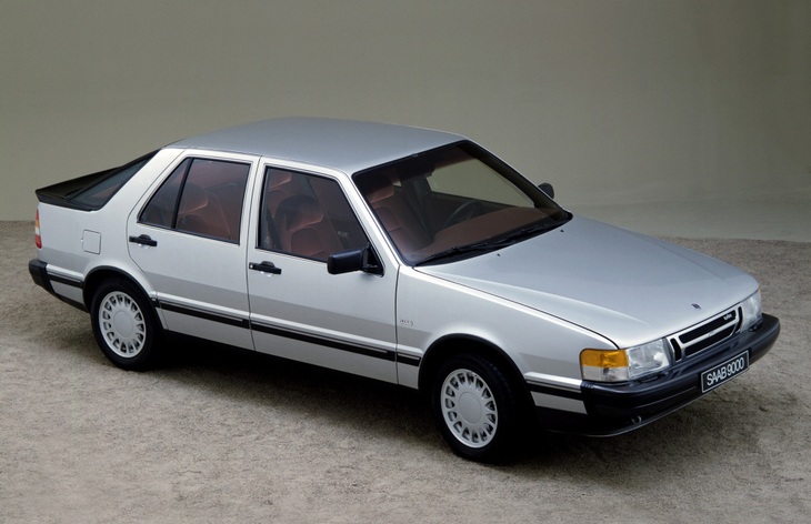Хэтчбек Saab 9000 первого поколения, 1985–1992