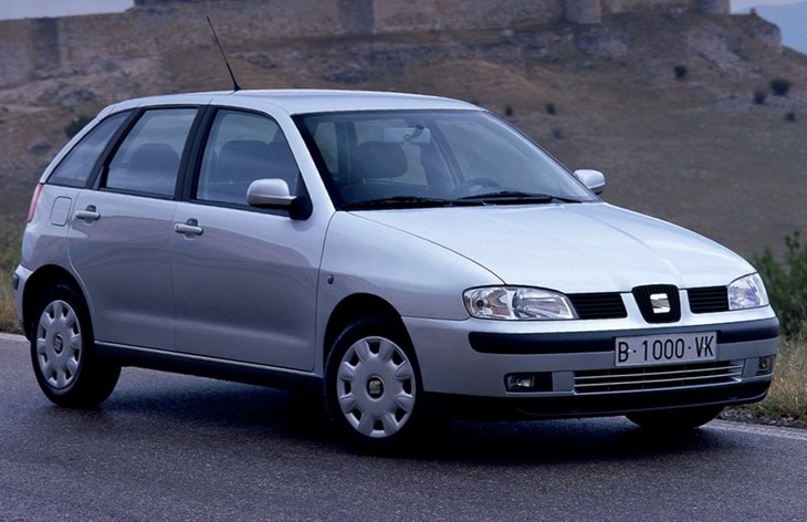 Пятидверный хэтчбек Seat Ibiza второго поколения после рестайлинга, 1999-2002