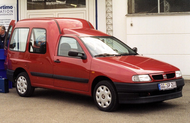������ Seat Inca (1996�2003)